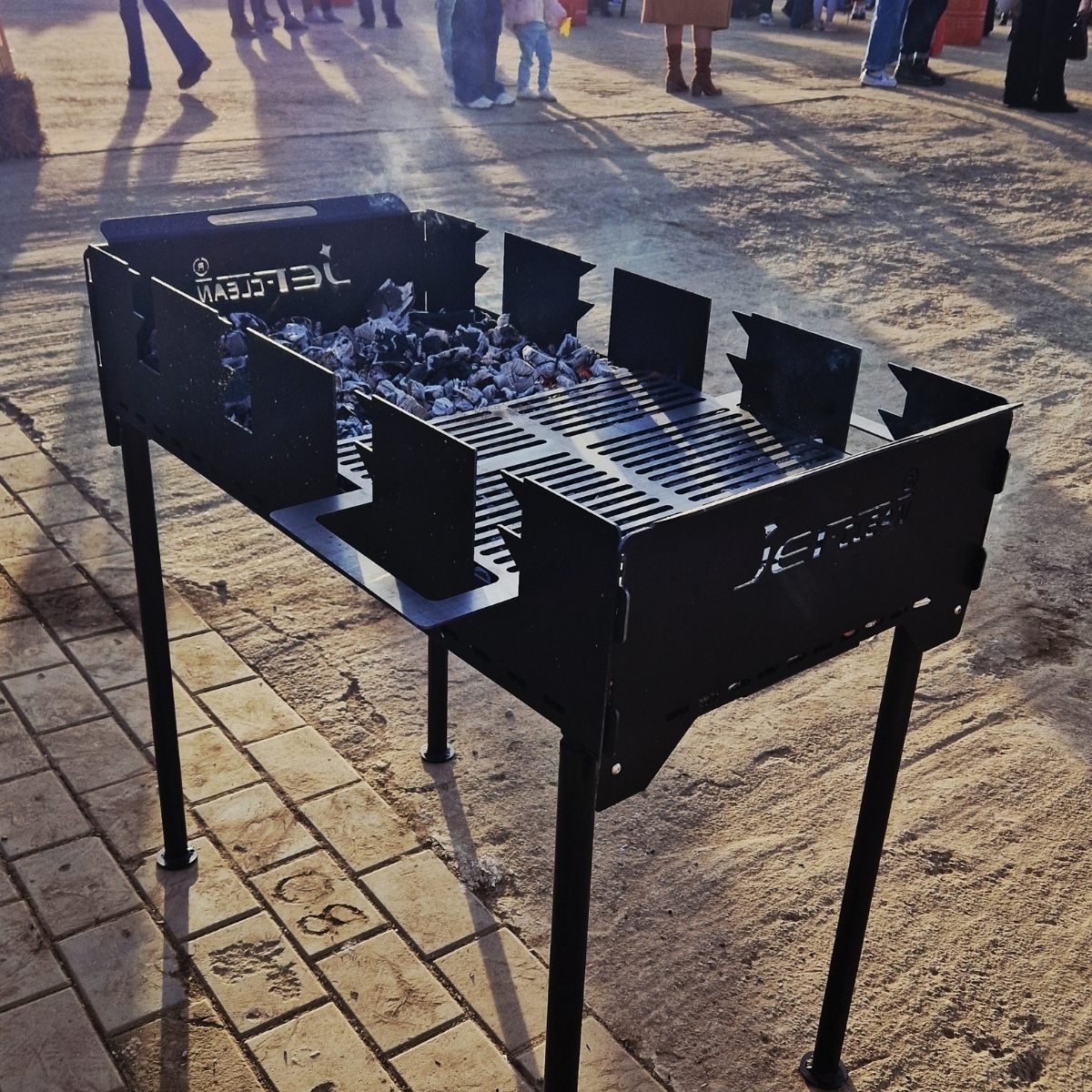 Grătar pliant portabil personalizat 50×100 cm din oțel 3 mm pentru grădină, picnic și camping – fabricat în Iași, personalizabil [3]