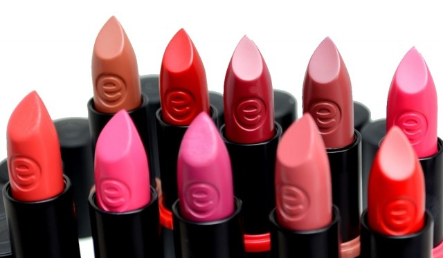 Ruj de buze Essence ultrarezistent long lasting lipstick [1]