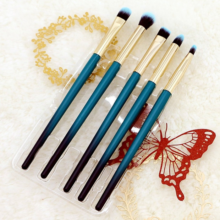 Set portabil cu 5 pensule machiaj MP-504 [4]