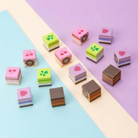 Radieră pentru creion cu motive haioase – model prăjituri (25x25x25 mm) [2]