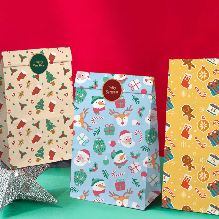 Set 12 Pungi de Cadou, Tema Craciun, cu Motive Festive, 12 Stickere Incluse, 24 x 13 x 8 cm, din Hartie, Multicolor [6]