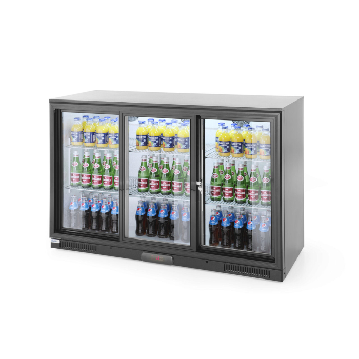 Vitrina frigorifica de prezentare 3 usi glisante interval temperatura 2/10?C, 300 W, corp inox, ARKTIC by Hendi, 1335x500x(h)900 mm 338 Litri, Clasa energetica E [3]