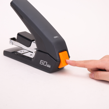 Capsator Deli Effortless negru – 60 coli [6]