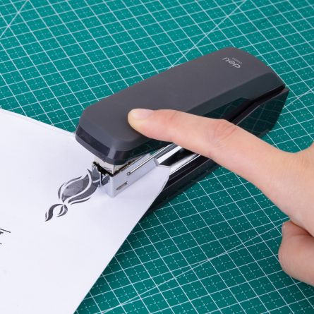 Capsator Deli Half Strip Effortless negru – 25 coli [3]