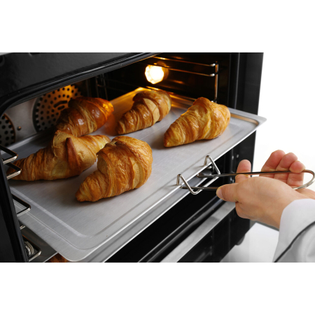 Cuptor convectie Hendi H90, 4 tavi 438x315 mm incluse, 2 elemente incalzire, 2 ventilatoare, termostat reglabil 50-300 gr C, timer 0-120 min, 2670 W,595x624x(H)572mm [2]