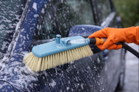 Perie auto cu adaptor pentru furtun a900 [1]