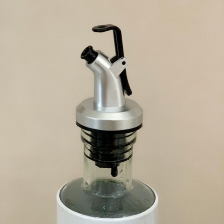 Sticlă pentru Ulei/Oțet cu Dop– 25,5 x 6,5 cm | Sticlă + Metal + PVC [1]