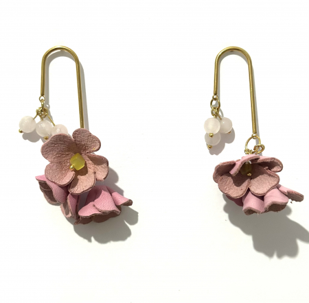 Cercei din piele naturala - Cercei roz pudra cu pietre semiprețioase