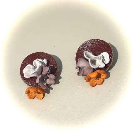 Cercei din piele naturala - Cercei bază cerc și flori mici