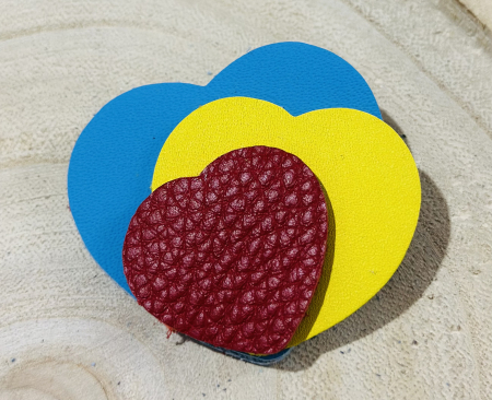 Broșe din piele naturala - Brosa 3 inimi