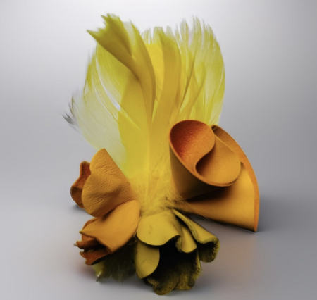 Broșe din piele naturala - Brosa Aripi de Primavara - M01