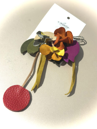 Broșe din piele naturala - Broșă “Toamna by MMagic Art”