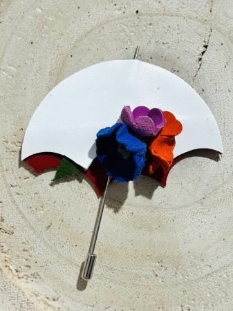 Broșe din piele naturala - Broșă Happy Rain - Gasiti mai multe culori selectand codul culorii (din dreapta imaginii)