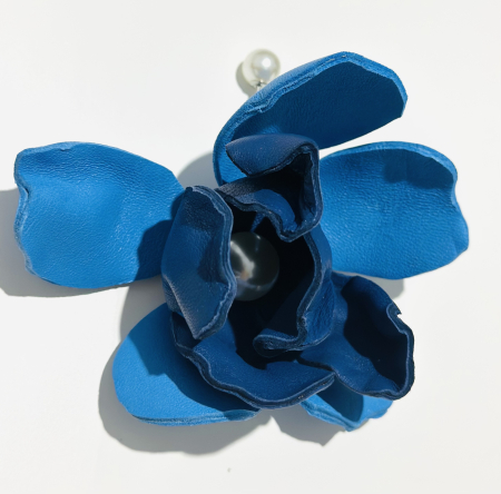 Broșe din piele naturala - Broșă Orchid “Deep Blue” -M03