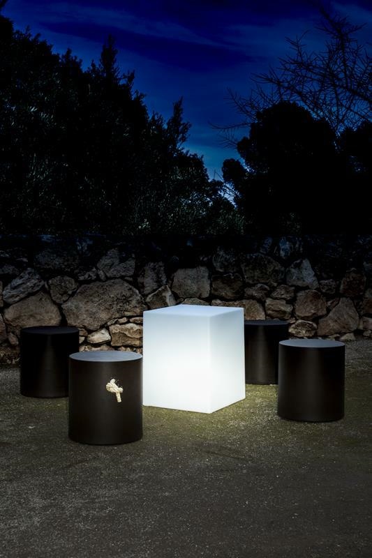 Lampă de Grădină Cuby 45x45x45 cm, Polietilen, Protecție IP65 - New Garden [2]
