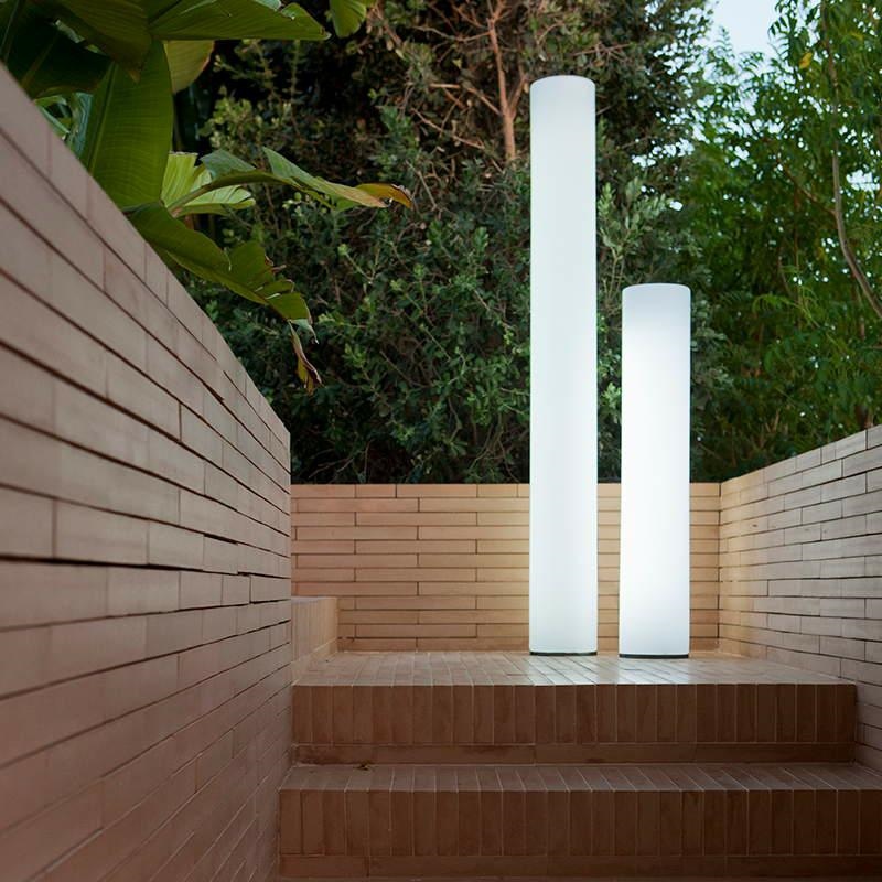 Produse - Lampă de Grădină Fity 19x19x160 cm, Polietilen Alb, Protecție IP65 - New Garden