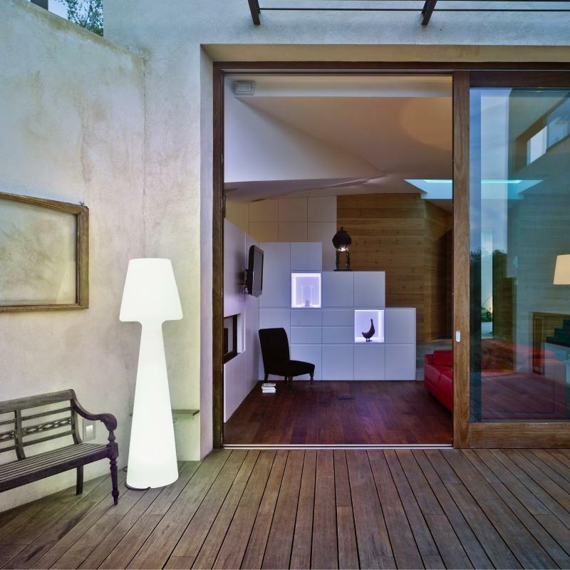 Produse - Lampa de Podea Lola 45x45x165 cm, Polietilenă, Protecție IP54 - New Garden