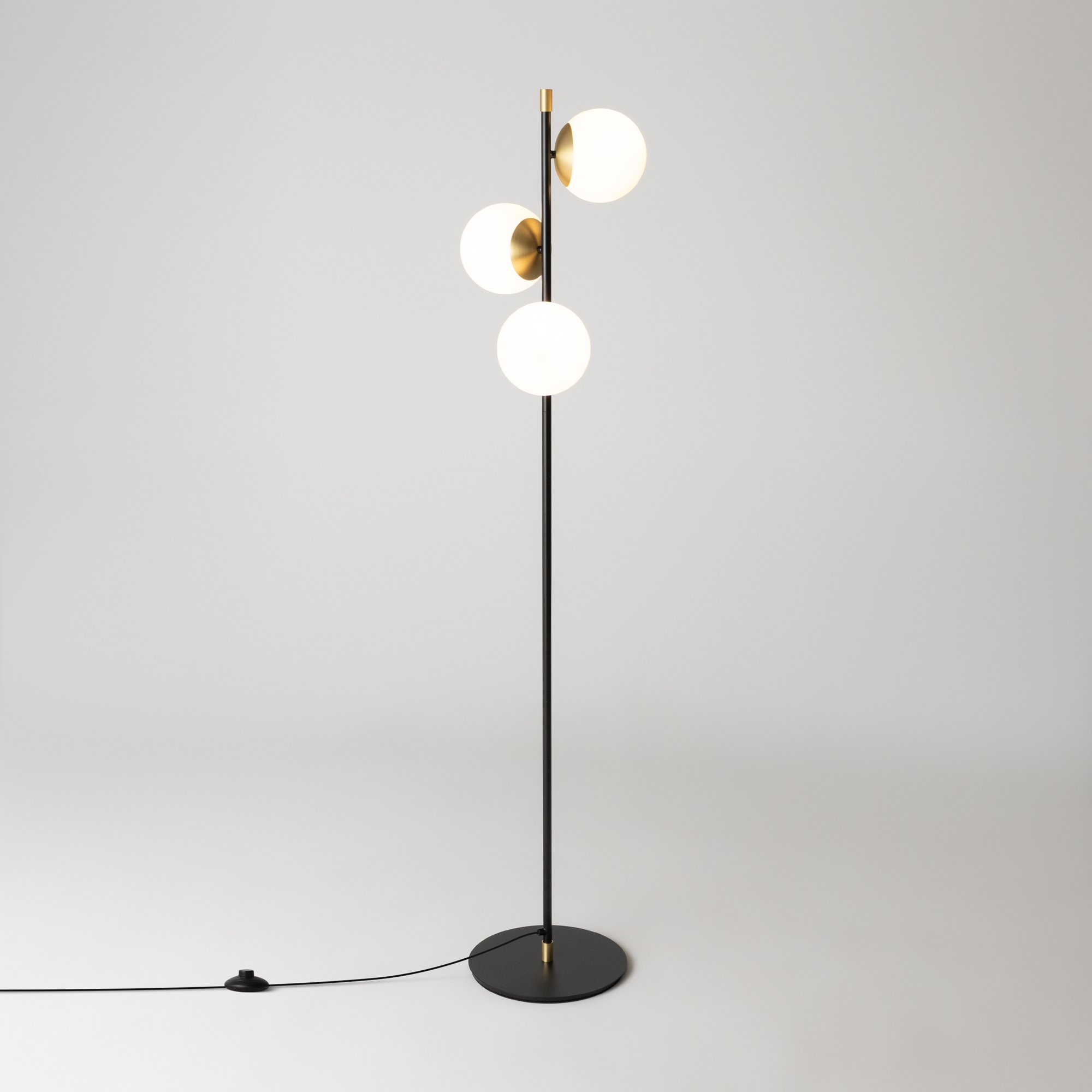 Lampadar Nostalgia, Metal Negru și auriu, 40W, MAYTONI MOD048FL-03G [2]