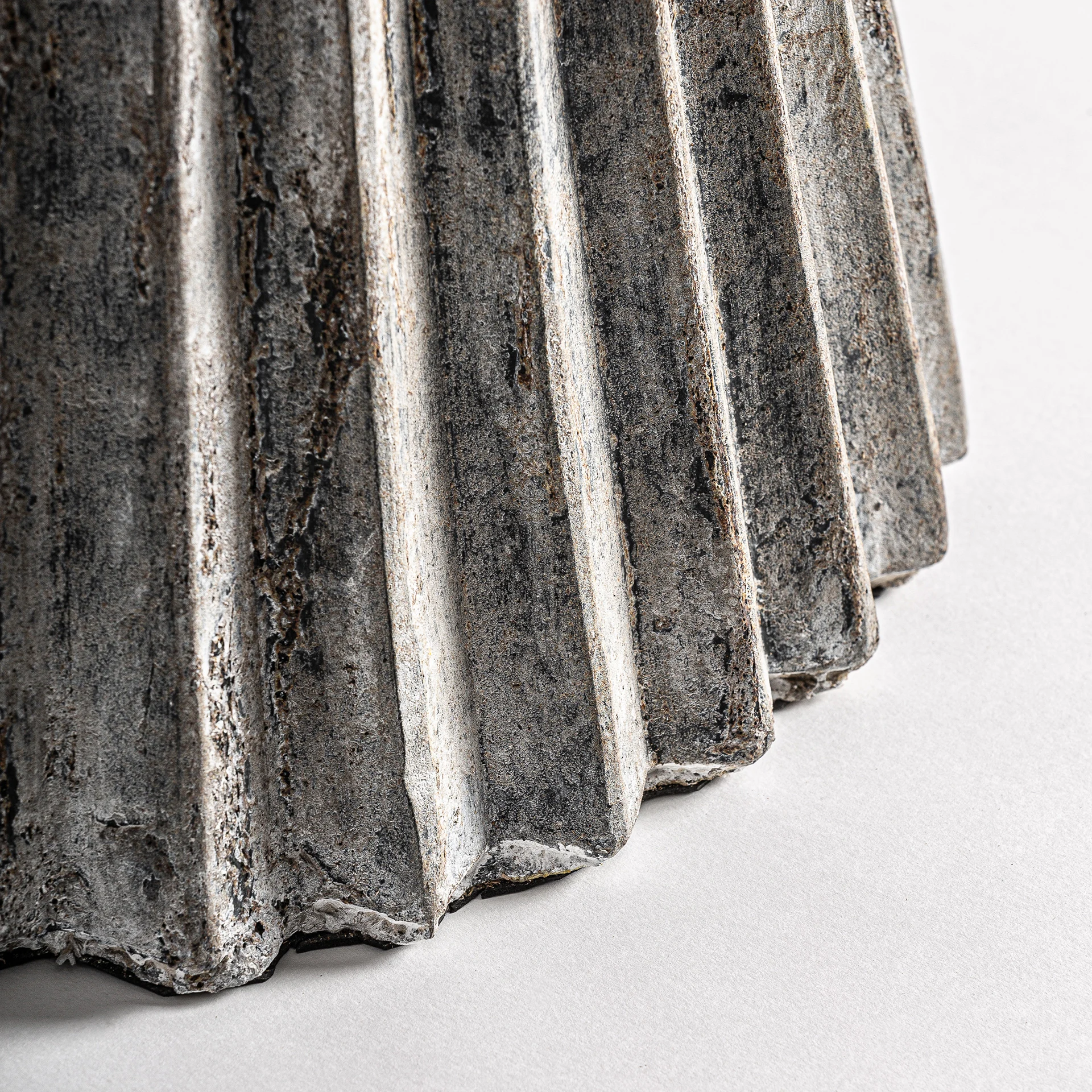 Vaza amphora plisata din piatra VicalHome 33974 [11]