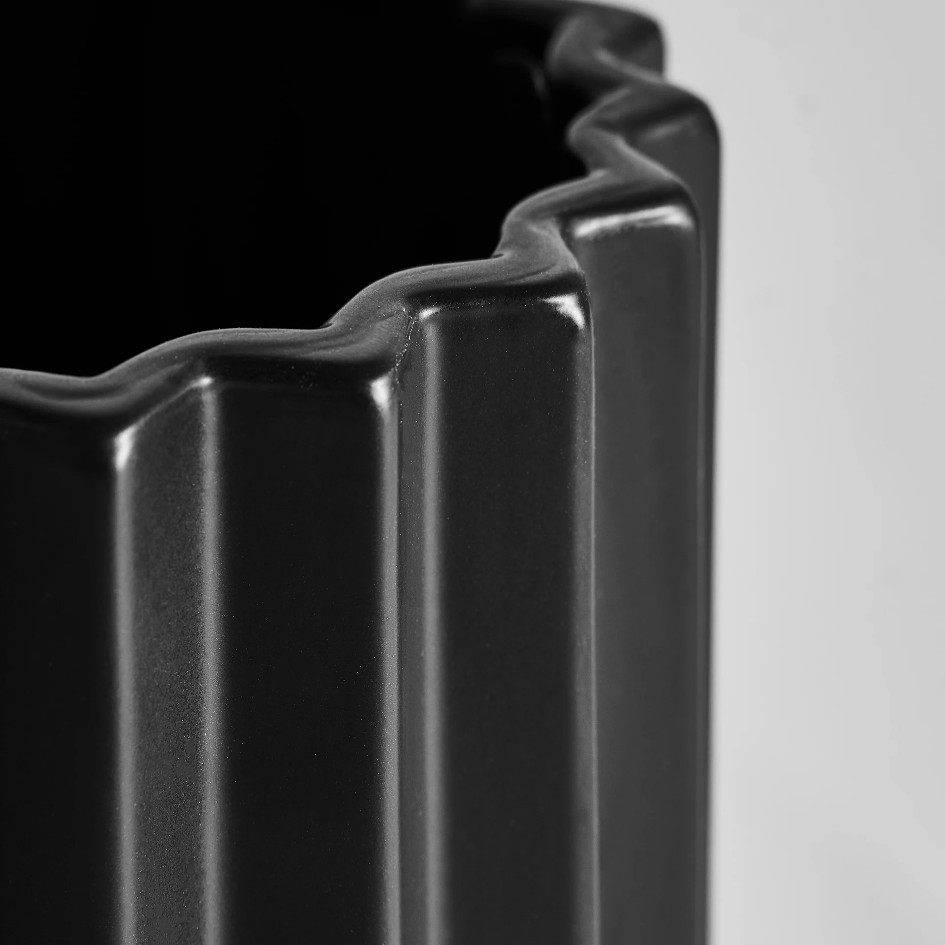 Vaza plisata din piatra VicalHome 30177 [6]