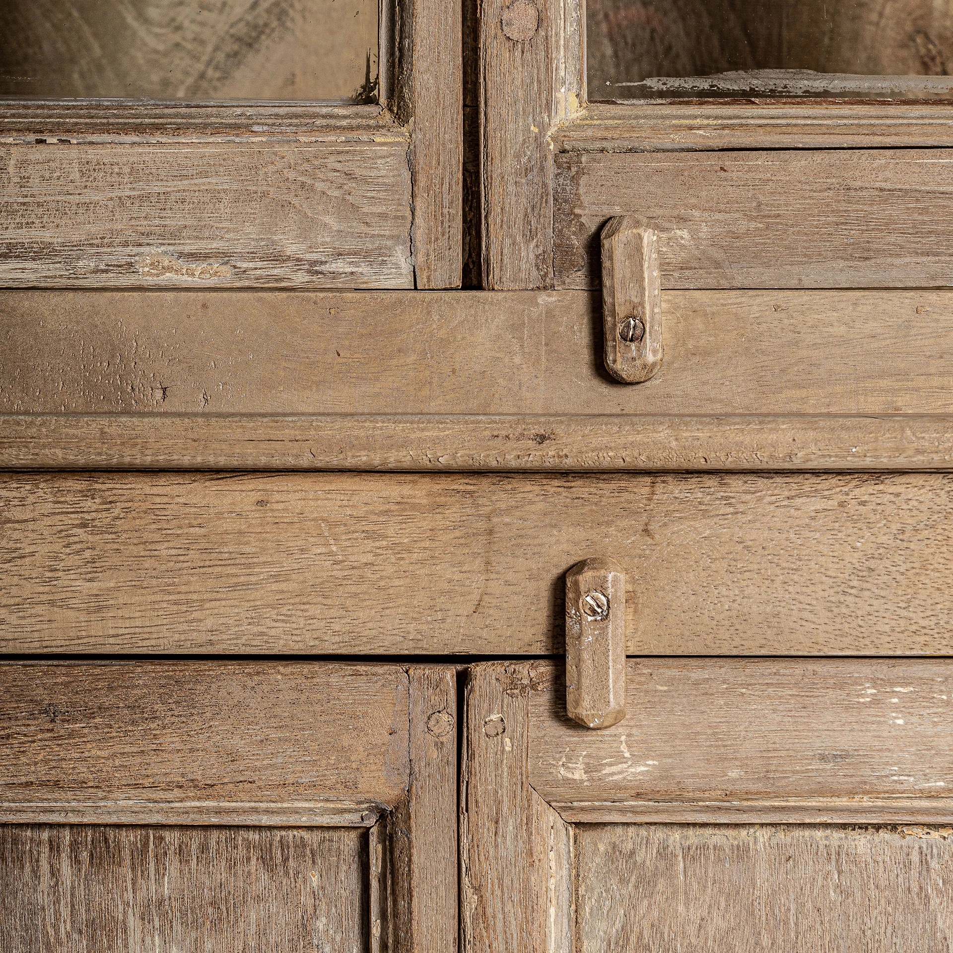 VITRINA HUNTLY DIN STICLA VicalHome 33509 [23]