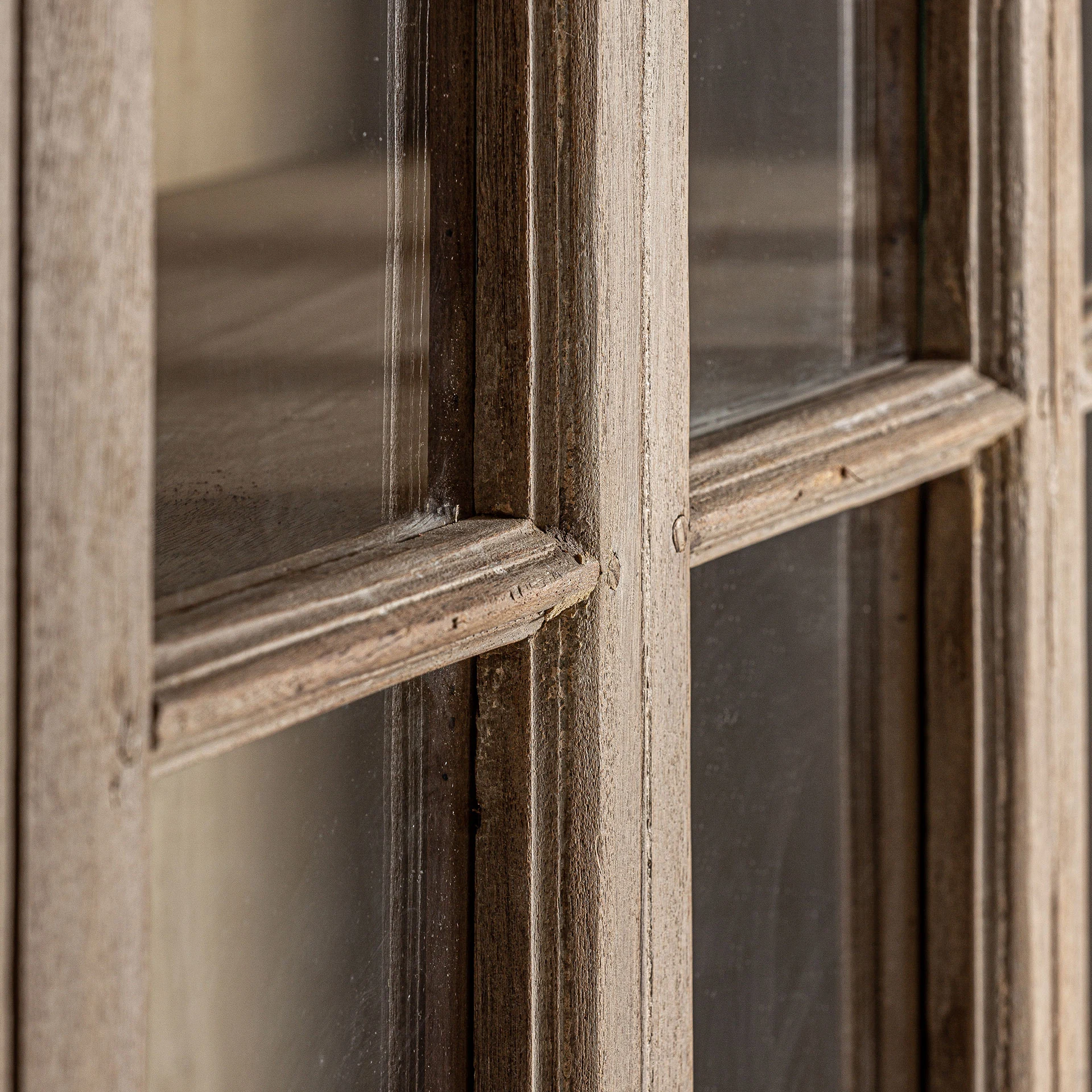 VITRINA HUNTLY DIN STICLA VicalHome 33509 [15]