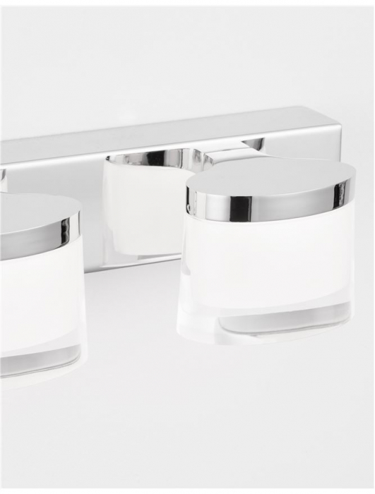 Aplica LED liniara perete baie Agusti, 3/4 surse de lumina din acril, baza metal, IP44, 9122331 - Novaluce [6]