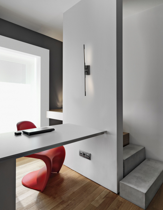 Aplica perete aurie/neagra rotativa Rocco 74 cm stil minimalist, iluminare LED, 9180723 - Novaluce [8]