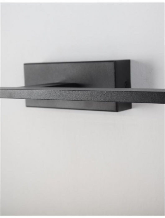 Aplica perete LED baie neagra/alba liniara Gita, 41,5/62 cm, din metal, IP44, 9053121 - Novaluce [16]
