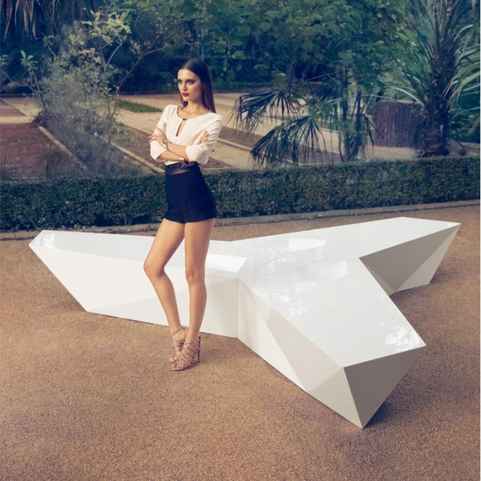 Banca iluminare LED FAZ 200 cm cu ghiveci flori integrat, forma geometrica, 54046 - Vondom [3]