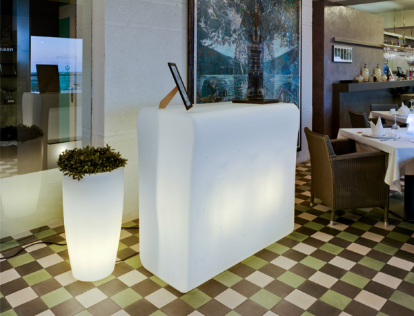 Bar alb cu iluminare LED Wade 120x110 cm, polietilena, MOBCR120OFNW - King [3]
