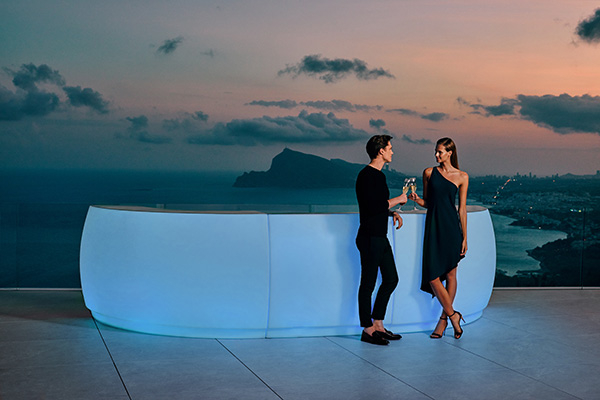 Bar curbat Fiesta 160x160 cm iluminare LED RGBW control smart, design modern, 56002 - Vondom [9]