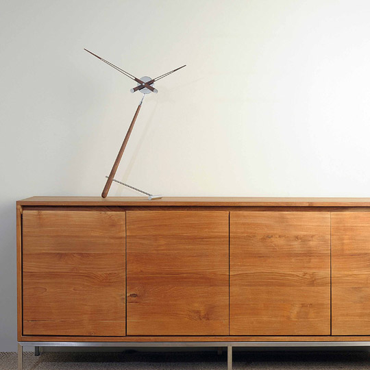 Ceas de masa Puntero N Ø74 cm stil minimalist, lemn nuc/crom, PUN - NOMON [2]