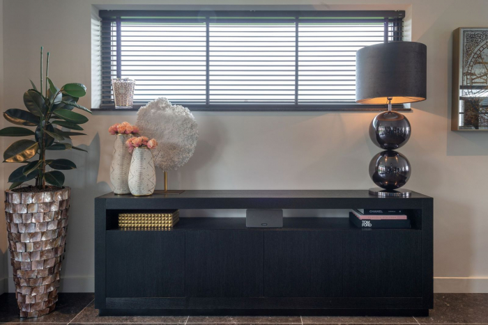 Comoda premium neagra 3/4 usi Kelda, 190/240 cm, furnir stejar, 6500 BLACK - Richmond Interiors [10]