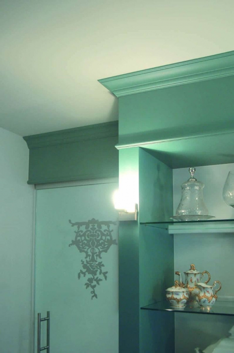 Cornisa decorativa din polimer rigid C7 - 7.8x6.6x200 cm [2]