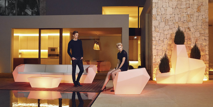 Fotoliu exterior iluminare LED Faz, 120x100x70 cm, design modern geometric, 54001DY - Vondom [5]