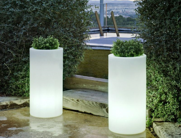 Ghiveci cilindric inalt tip lampa gradina Milos 35x70 cm, iluminare LED, LUMPM070OFNW - King [2]