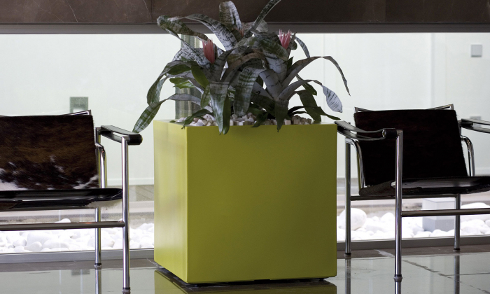 Ghiveci flori gradina forma cub LED Cube 40x40x40 cm, 41340A - Vondom [5]
