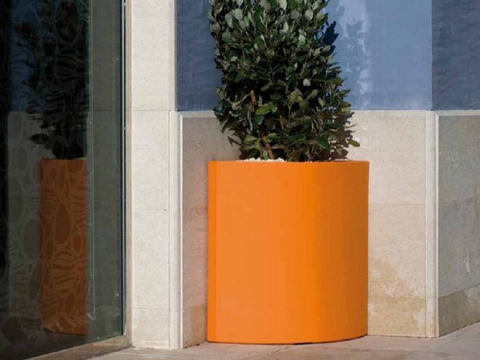 Jardiniera de colt Angular 55x39x39 cm, culoare personalizabila, 41070 - Vondom [4]