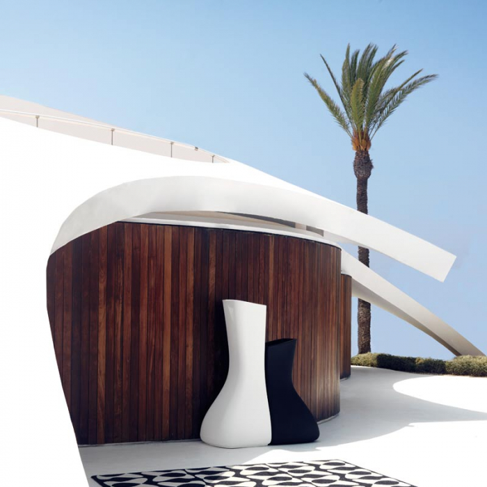 Jardiniera inalta decorativa LED Noma 71x70x175 cm, 45002A - Vondom [5]