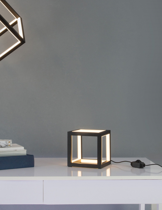 Lampa de masa forma cub aurie/neagra LED dimabil Gerho 16x16 cm, design minimalist, 9818161 - Novaluce [8]