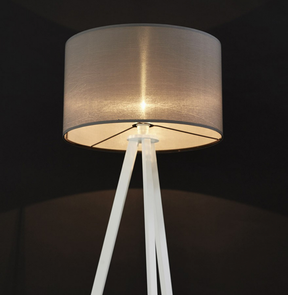 Lampa gri de podea TRIVET cu design modern 3 picioare albe / material / otel, FL00360GRWH - Kokoon [16]