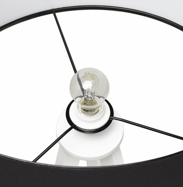 Lampa neagra de podea TRIVET cu design modern 3 picioare albe / material / otel, FL00330BLWH - Kokoon [10]