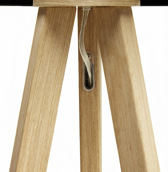 Lampa neagra de podea TRIVET cu design modern 3 picioare / lemn / material, FL00320BLNA - Kokoon [11]