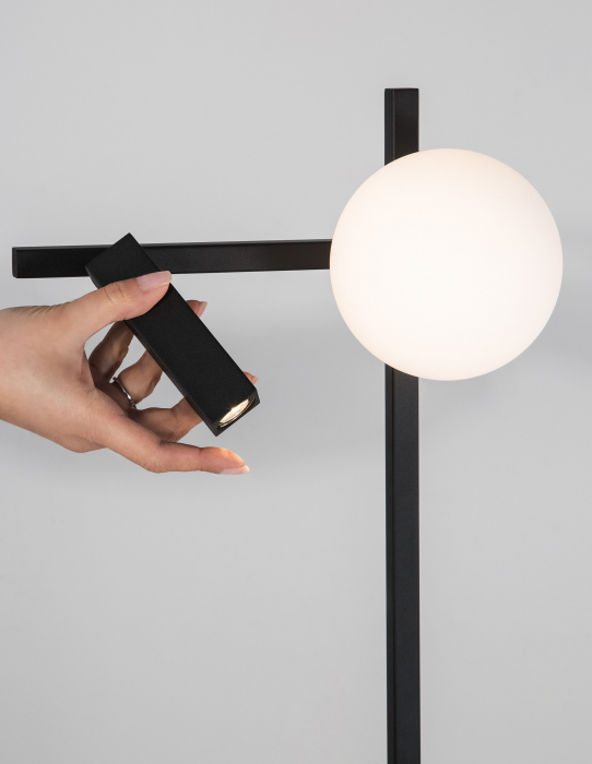 Lampadar negru cu glob alb Esila 150 cm ajustabil cu intrerupator, iluminare LED, sticla/metal, 9919532 - Novaluce [2]