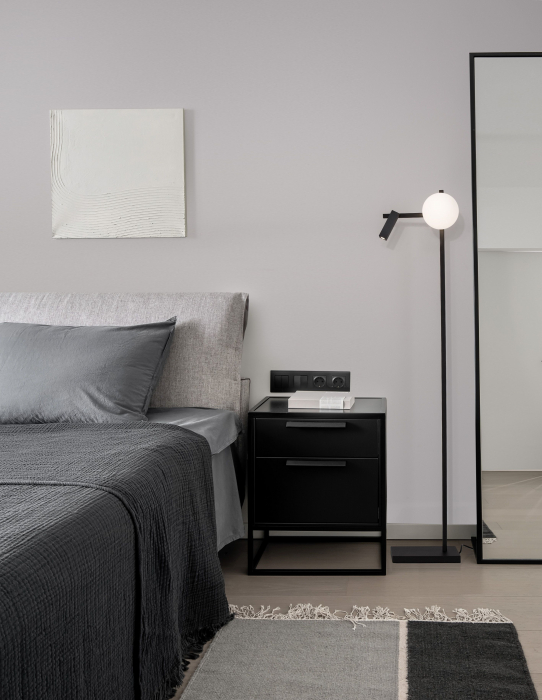 Lampadar negru cu glob alb Esila 150 cm ajustabil cu intrerupator, iluminare LED, sticla/metal, 9919532 - Novaluce [6]