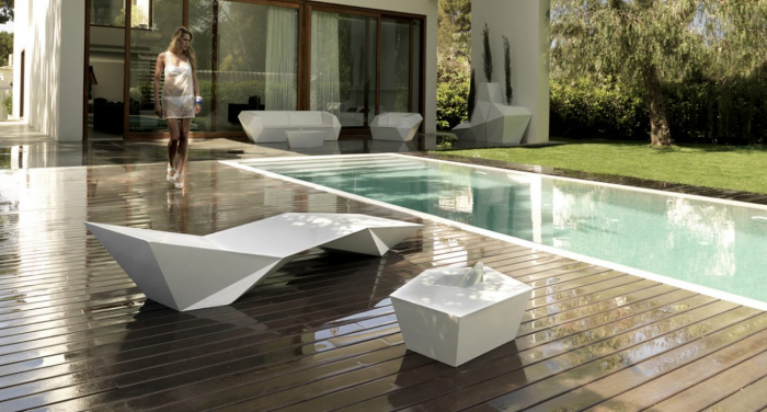 Lounger premium piscina/gradina Faz 204 cm cu perna tapitata si iluminare LED, forma geometrica, 54008 - Vondom [7]