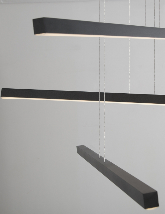 Lustra LED stil minimalist Frosin 55 cm neagra, trei surse lumina tip bare suspendate, 9010033 - Novaluce [3]