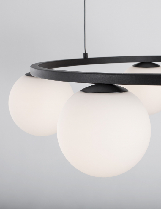 Lustra rotunda neagra cu 5 globuri albe Esila Ø50 cm, iluminare LED, sticla/metal, 9919603 - Novaluce [3]