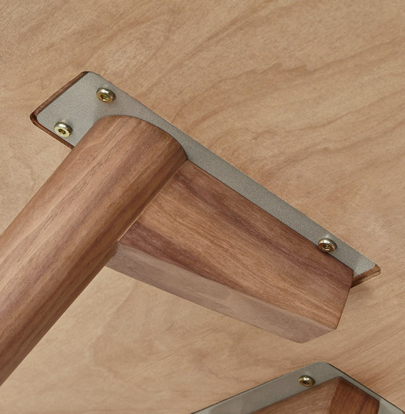 Masa rotunda nuc Janet 120 cm MDF furnir nuc / picioare lemn masiv, DT00400WA - Kokoon [9]